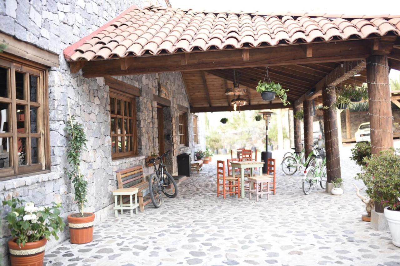 Hotel La Casona Real هواسكا دي أوكامبو المظهر الخارجي الصورة